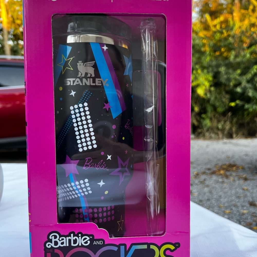 Stanley Barbie ROCKERS Black and Purple 40oz/ 1.18L tumbler cup
